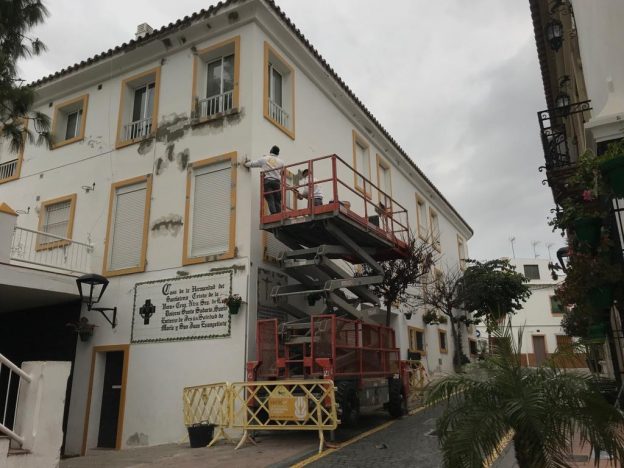 Rehabilitación de fachada, comunidad de propietarios Plaza San Francisco, Estepona-Málaga.